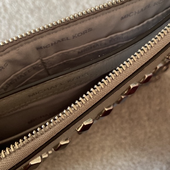 MICHAEL KORS Grey Wristlet/Clutch - Picture 5 of 7